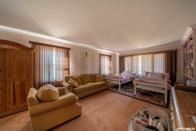 5110 N MARTHA Street, Peoria, IL 61614