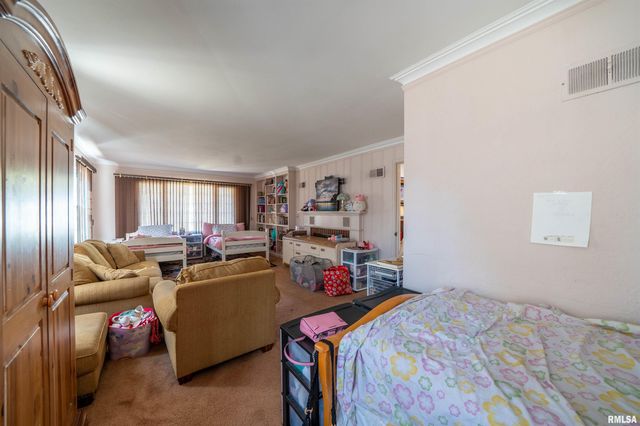 5110 N MARTHA Street, Peoria, IL 61614