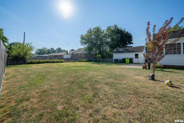 5110 N MARTHA Street, Peoria, IL 61614