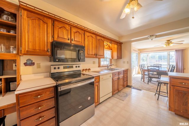 5110 N MARTHA Street, Peoria, IL 61614