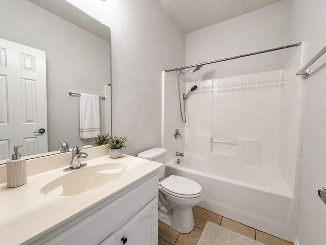 9524 Willow Branch Way, Fort Worth, TX 76036