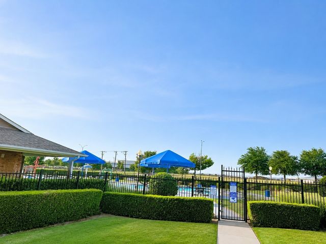 9524 Willow Branch Way, Fort Worth, TX 76036