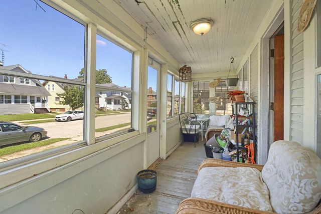 7317 38th AVENUE, Kenosha, WI 53142