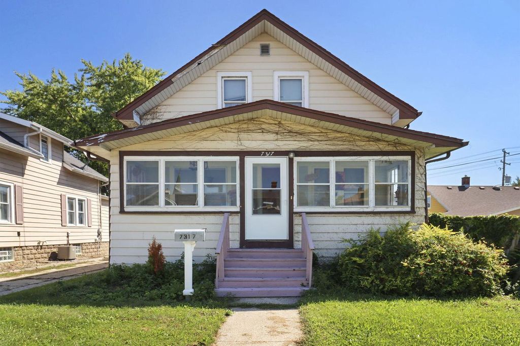 7317 38th AVENUE, Kenosha, WI 53142