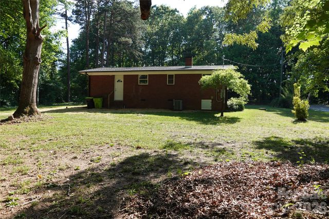 187 Owens Street, Ellenboro, NC 28040