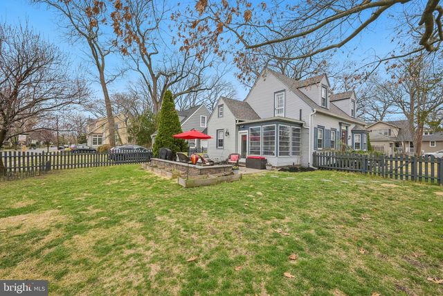 103 BURRWOOD, Westmont, NJ 08108