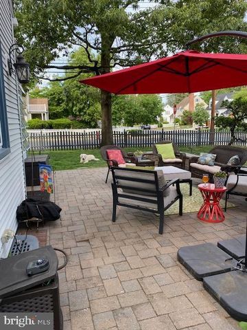 103 BURRWOOD, Westmont, NJ 08108