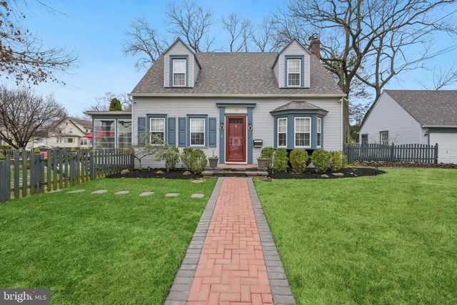 103 BURRWOOD, Westmont, NJ 08108