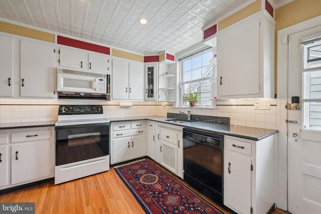 103 BURRWOOD, Westmont, NJ 08108