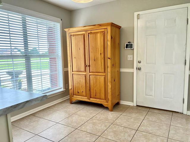 904 W King Street, Headland, AL 36345