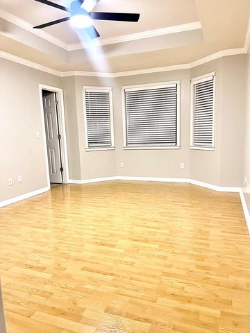 904 W King Street, Headland, AL 36345
