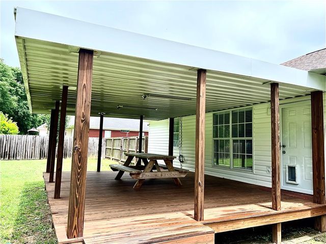 904 W King Street, Headland, AL 36345