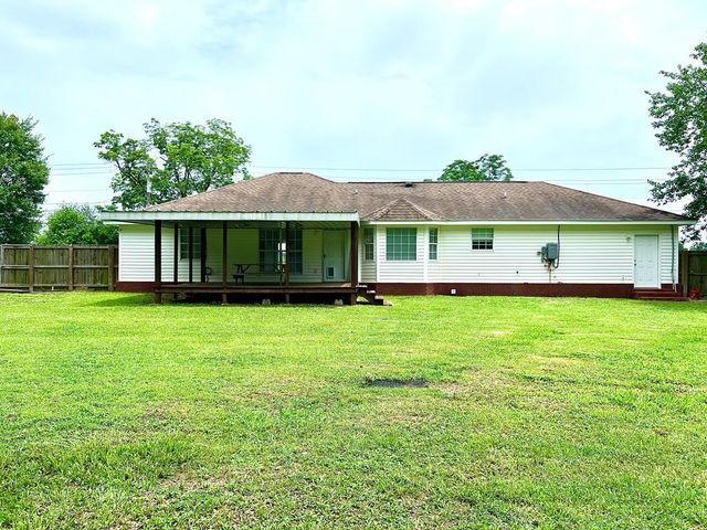 904 W King Street, Headland, AL 36345