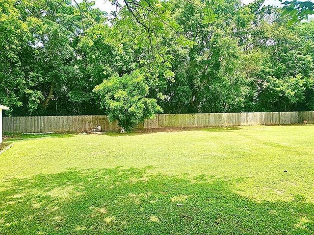 904 W King Street, Headland, AL 36345