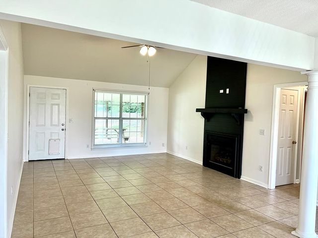 904 W King Street, Headland, AL 36345