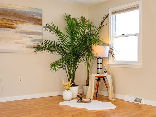 9 Glen Meadow Road 9, Haverhill, MA 01835