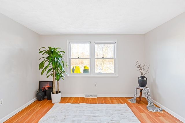 9 Glen Meadow Road 9, Haverhill, MA 01835