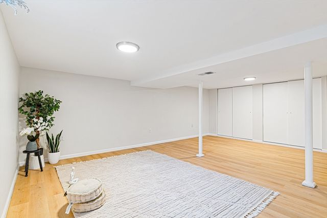 9 Glen Meadow Road 9, Haverhill, MA 01835