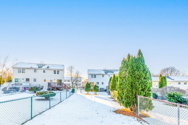 9 Glen Meadow Road 9, Haverhill, MA 01835