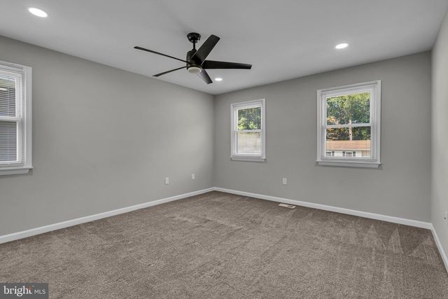 5319 SATTERFIELD DR, Woodbridge, VA 22193