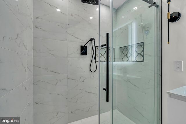 5319 SATTERFIELD DR, Woodbridge, VA 22193