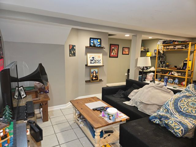 948 N California Avenue, Chicago, IL 60622