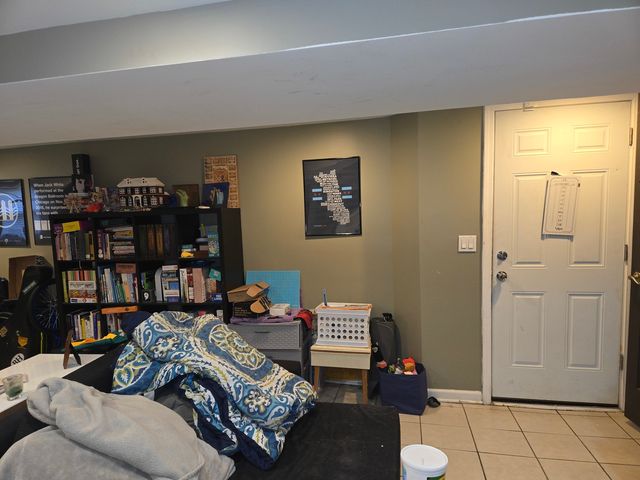 948 N California Avenue, Chicago, IL 60622