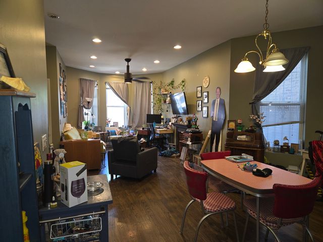 948 N California Avenue, Chicago, IL 60622