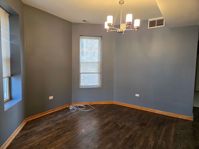 948 N California Avenue, Chicago, IL 60622