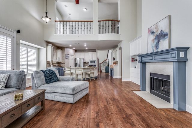 6909 Medallion Drive, Plano, TX 75024