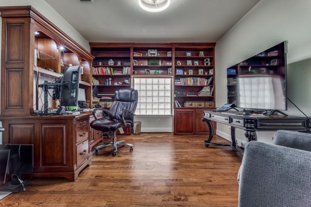 6909 Medallion Drive, Plano, TX 75024