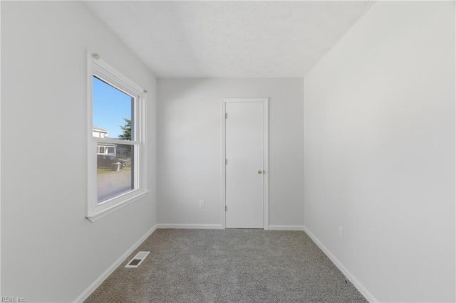1026 Easterly AVE, Hampton, VA 23669