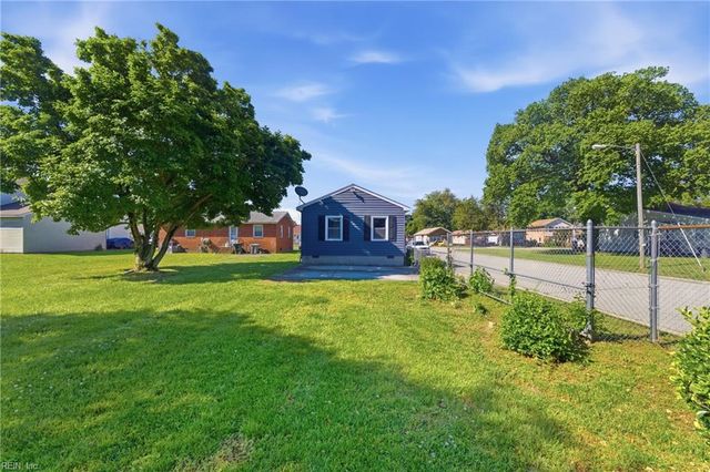 1026 Easterly AVE, Hampton, VA 23669