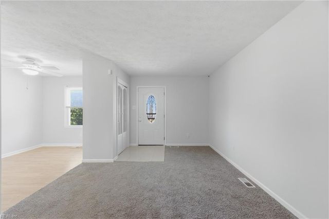 1026 Easterly AVE, Hampton, VA 23669