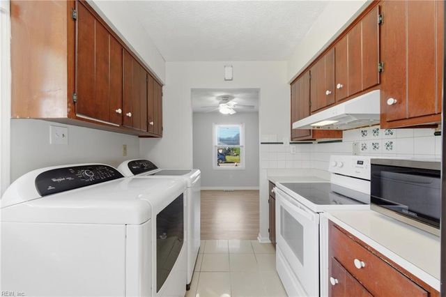 1026 Easterly AVE, Hampton, VA 23669