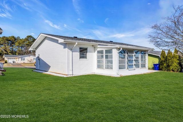 37 Central Boulevard, Brick, NJ 08724