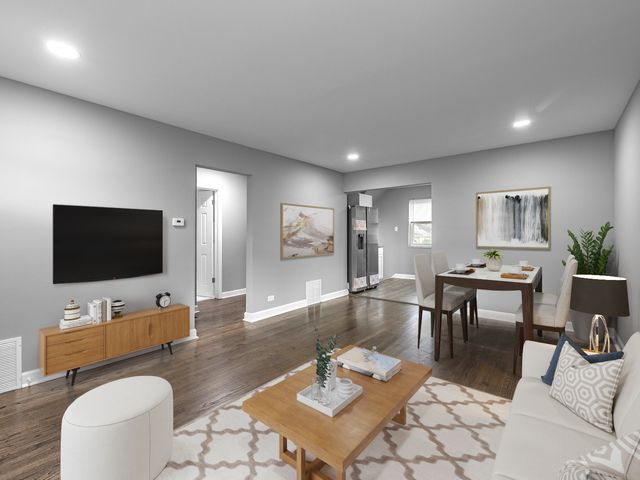 3526 W 80th Place, Chicago, IL 60652