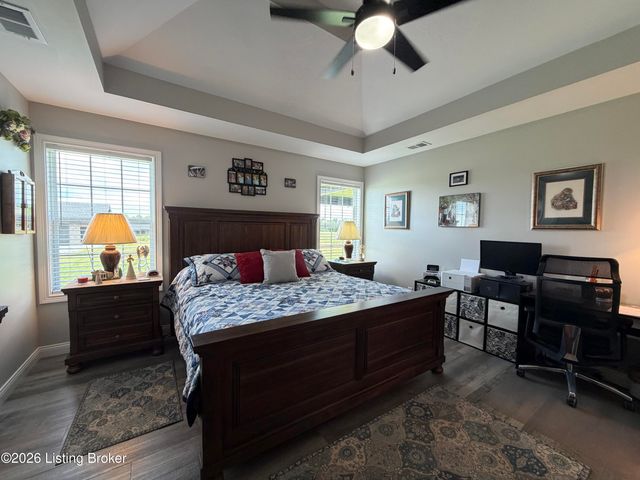 127 Hidden Valley Dr, Bardstown, KY 40004