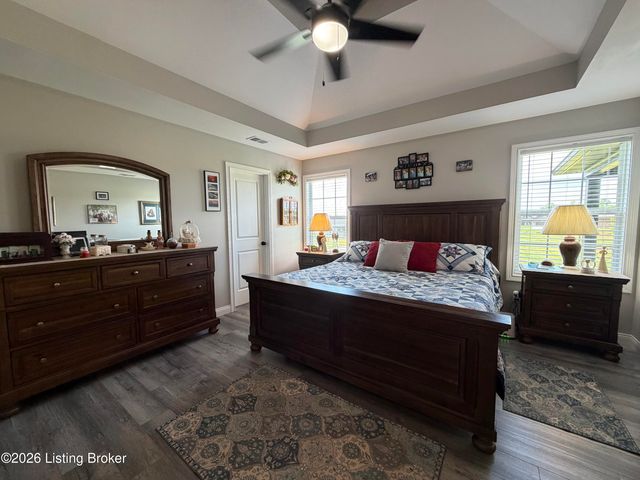 127 Hidden Valley Dr, Bardstown, KY 40004