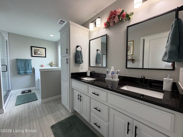 127 Hidden Valley Dr, Bardstown, KY 40004