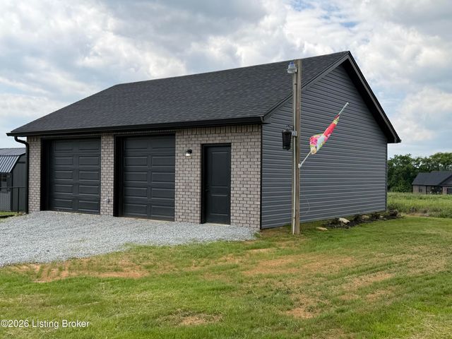 127 Hidden Valley Dr, Bardstown, KY 40004