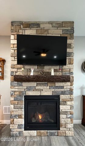 127 Hidden Valley Dr, Bardstown, KY 40004