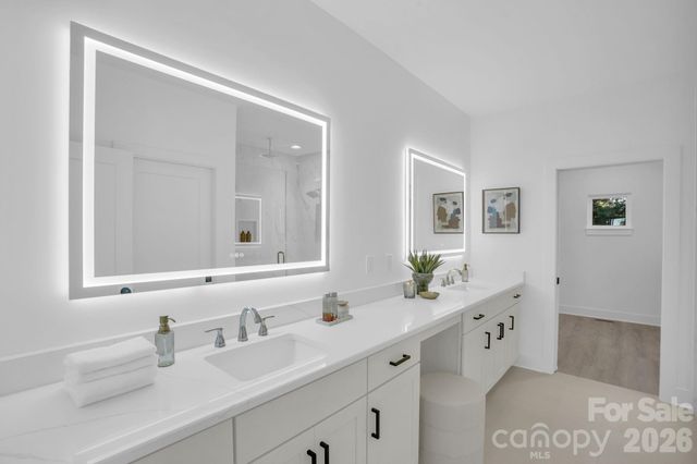 320 Auten Street, Charlotte, NC 28208