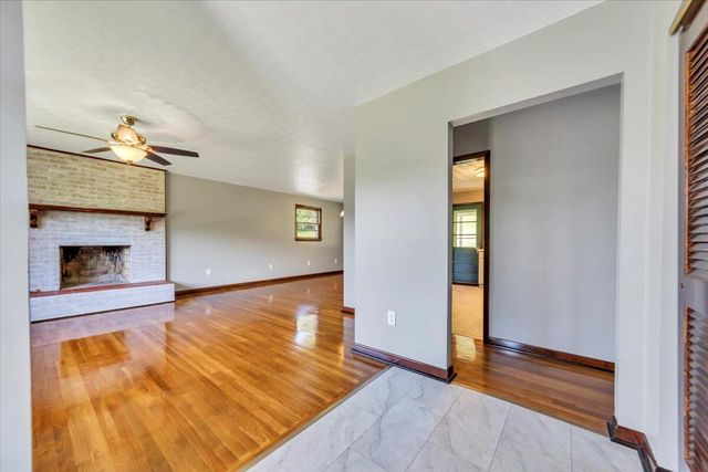 E 1108 Dolly Ann DR, Covington, VA 24426