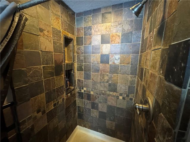 2072 Boyd School Rd, Shenango Twp, PA 16157