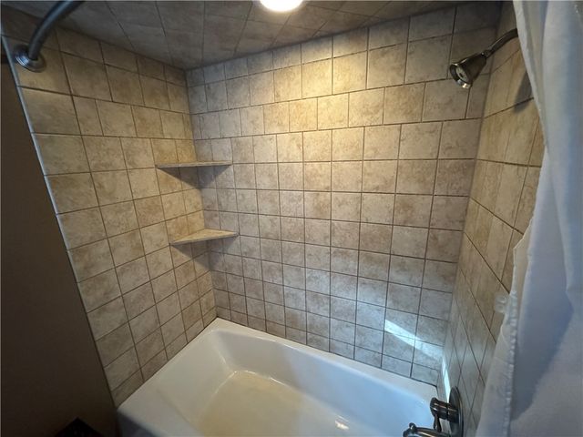 2072 Boyd School Rd, Shenango Twp, PA 16157