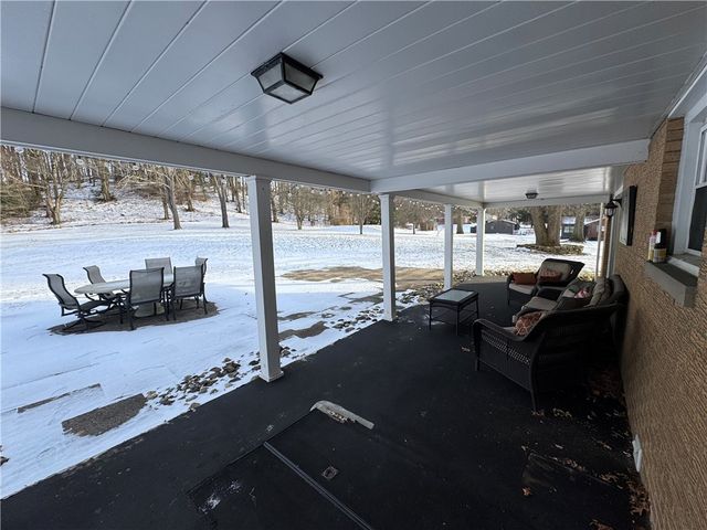 2072 Boyd School Rd, Shenango Twp, PA 16157