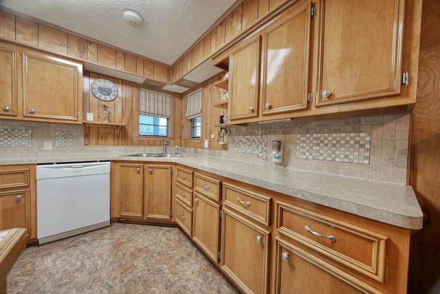 21945 Brierwood Dr, Frankston, TX 75763