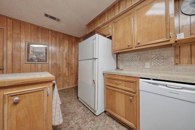 21945 Brierwood Dr, Frankston, TX 75763