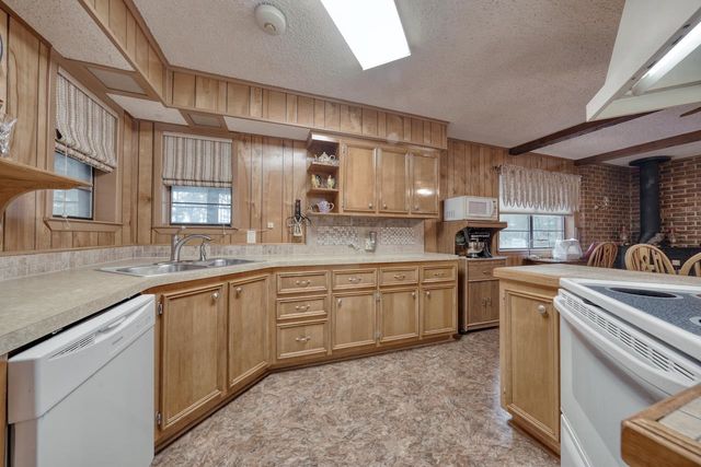 21945 Brierwood Dr, Frankston, TX 75763